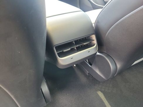Used 2023 Tesla Model 3 Standard Range RWD image 10