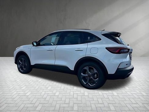 New 2026 Ford Escape ST-Line w/ Cold Weather Package image 5