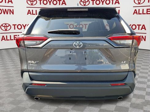 Used 2023 Toyota RAV4 LE AWD/4WD image 6