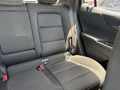 Used 2025 Chevrolet Equinox LT FWD image 37