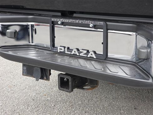 Used 2019 Nissan Frontier SV w/ Value Truck Package image 11