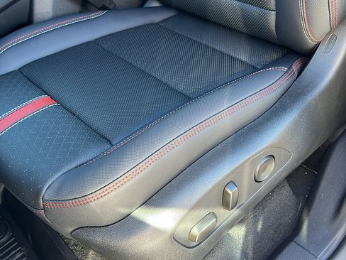 New 2026 Chevrolet Traverse RS w/ LPO, Floor Liner Package image 20