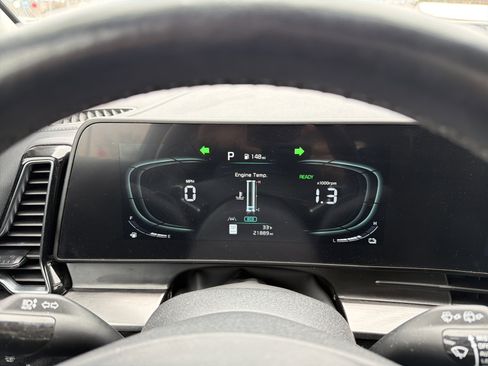 Used 2023 Kia Sportage EX w/ EX Premium Package image 17