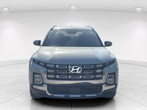 Used 2025 Hyundai Santa Cruz Limited AWD/4WD image 2