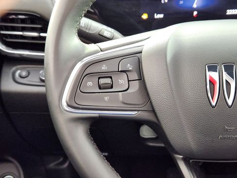 Used 2024 Buick Envista Sport Touring w/ Convenience II Package image 18