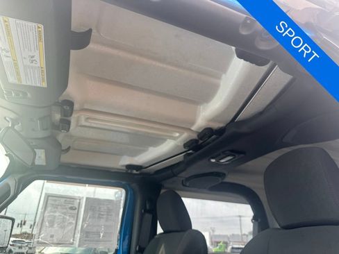 Used 2021 Jeep Wrangler Sport AWD/4WD image 22