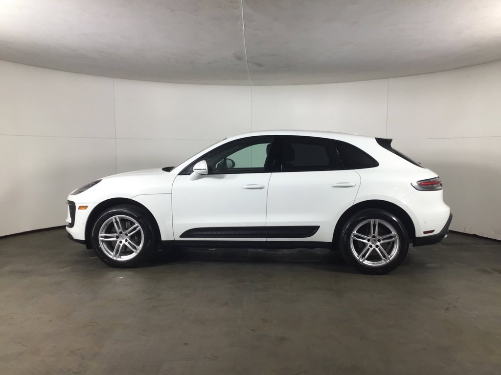 Certified 2023 Porsche Macan Turbo AWD/4WD image 2