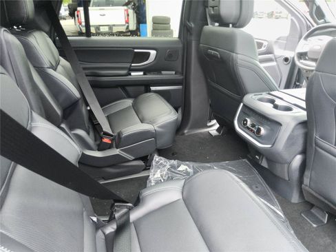 New 2027 Ford Expedition Max Platinum w/ Stealth Performance Package AWD/4WD image 26