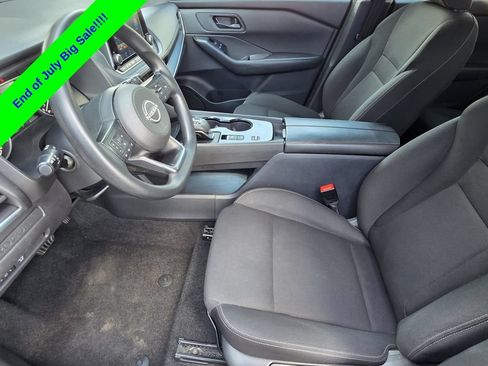 Used 2024 Nissan Rogue S FWD image 8