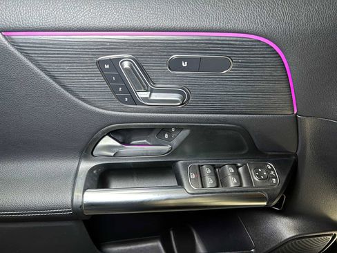 Certified 2023 Mercedes-Benz GLA 250 4MATIC image 21