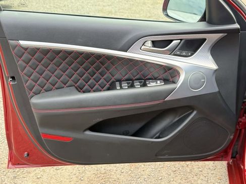 Used 2022 Genesis G70 3.3T image 23