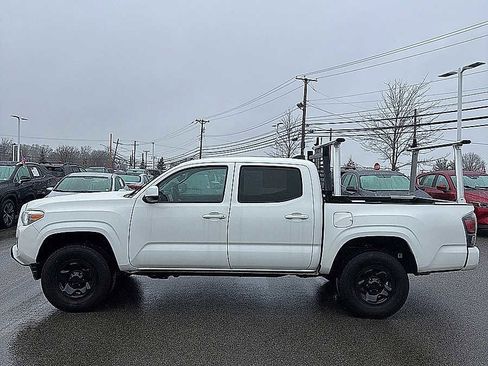Used 2023 Toyota Tacoma SR image 12