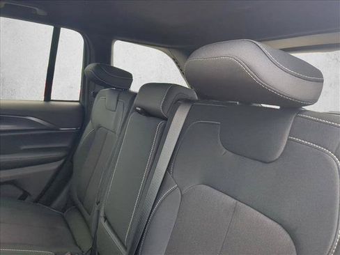New 2026 Jeep Grand Cherokee Laredo RWD image 15