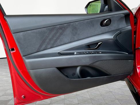 Used 2024 Hyundai Elantra N FWD image 19