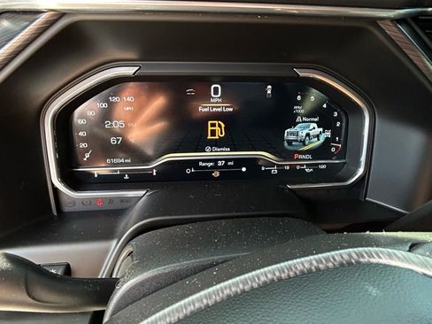 Used 2024 GMC Sierra 2500 Denali Ultimate image 9