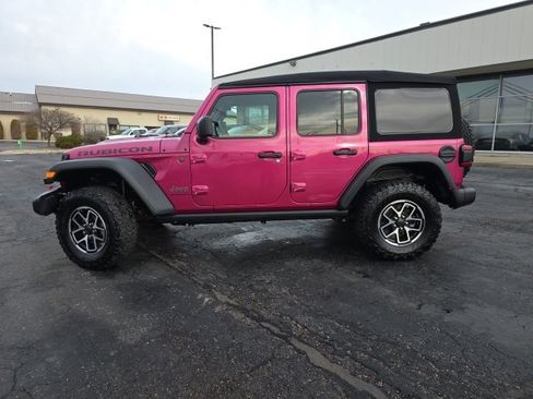Used 2024 Jeep Wrangler Unlimited Rubicon image 3