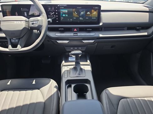 New 2027 Kia Seltos X-Line S w/ X-Line S Premium Package AWD/4WD image 15