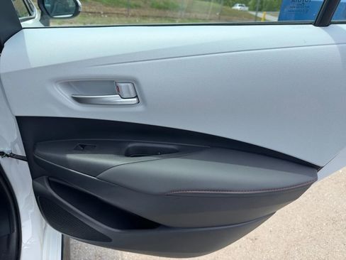 Used 2024 Toyota Corolla SE FWD image 30