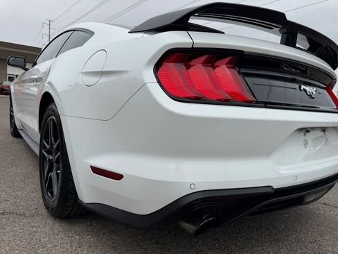 Used 2020 Ford Mustang Coupe w/ Equipment Group 101A RWD image 39