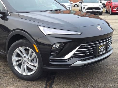 New 2026 Buick Envista Preferred image 2