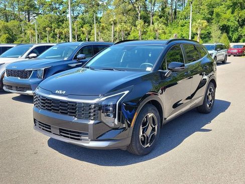 New 2026 Kia Sportage EX FWD image 3