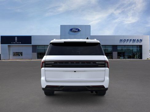 New 2026 Lincoln Navigator L Reserve image 5