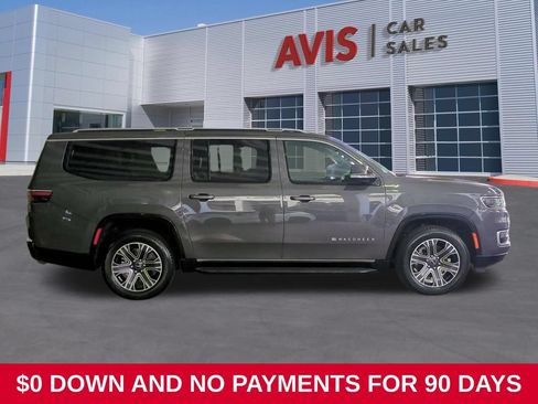 Used 2025 Jeep Wagoneer L Series II AWD/4WD image 5