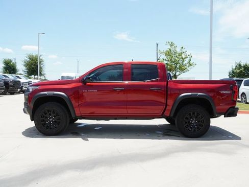 Used 2024 Chevrolet Colorado Trail Boss w/ Technology Package AWD/4WD image 6