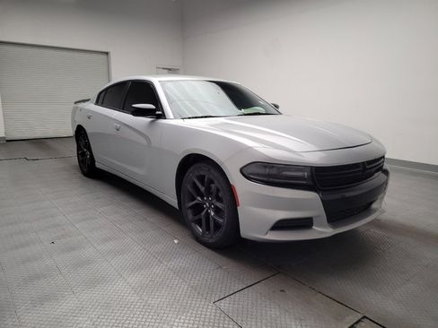 Used 2019 Dodge Charger SXT w/ Plus Group image 13
