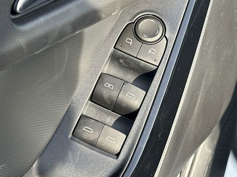 New 2026 Chevrolet Equinox LT image 19