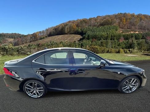 Used 2020 Lexus IS 350 F Sport w/ F Sport Package image 8