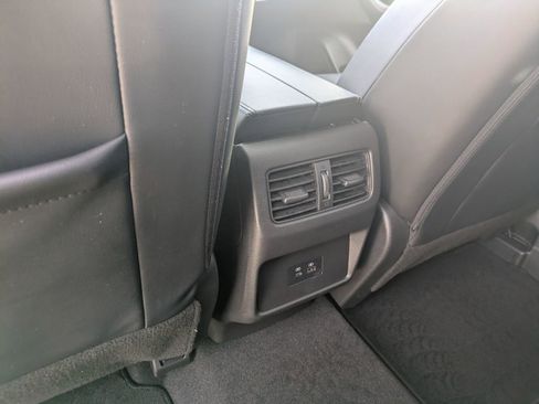 Certified 2022 Nissan Rogue SV w/ SV Premium Package image 22