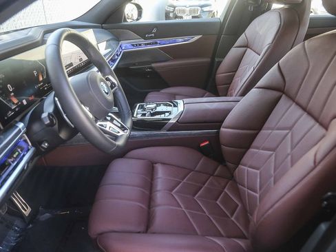 Used 2026 BMW 750e xDrive w/ Premium Package AWD/4WD image 14