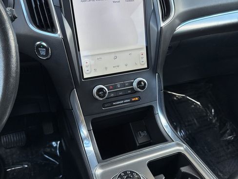 Used 2022 Ford Edge Titanium w/ Equipment Group 301A image 16