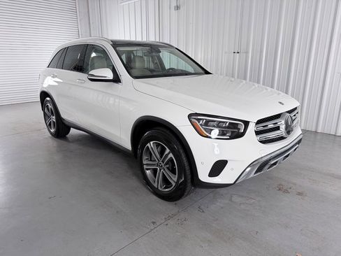 Used 2021 Mercedes-Benz GLC 300 image 3