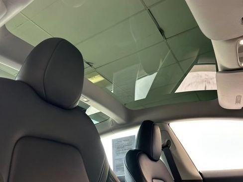 Used 2023 Tesla Model 3 Standard Range RWD image 18