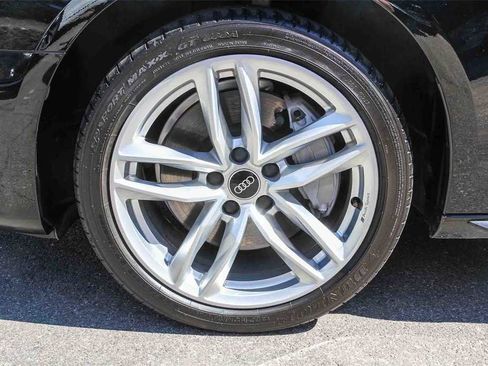 Used 2021 Audi A4 2.0T Premium w/ Convenience Package image 9
