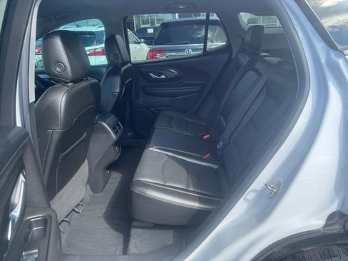 Used 2019 GMC Terrain SLT w/ Preferred Package FWD image 17