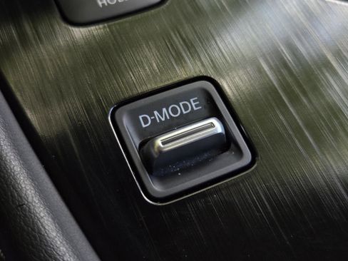 Used 2021 Nissan Rogue Platinum FWD image 29