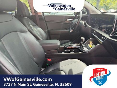 Used 2025 Kia Sportage EX FWD image 9