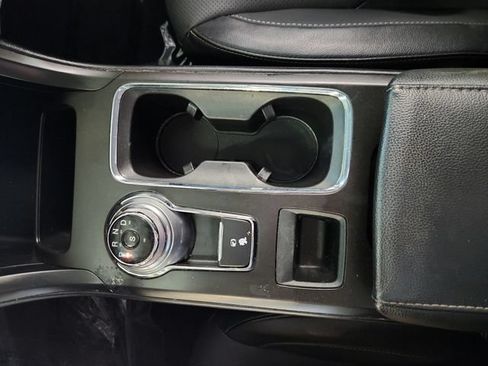 Used 2018 Ford Fusion Titanium AWD/4WD image 10