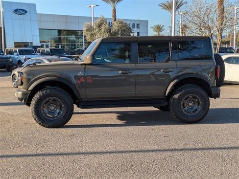 New 2025 Ford Bronco Outer Banks w/ Sasquatch Package image 4