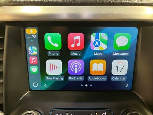 Used 2019 GMC Acadia SLT image 32