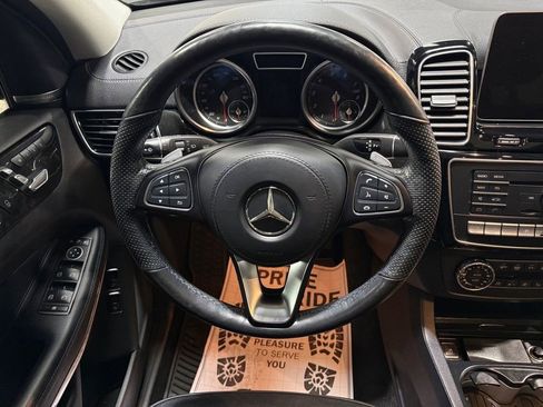 Used 2018 Mercedes-Benz GLS 550 4MATIC image 26