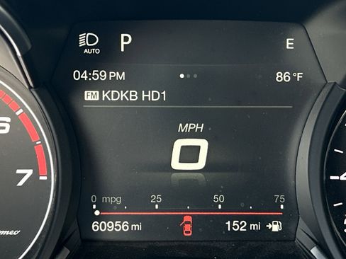 Used 2018 Alfa Romeo Stelvio Ti Sport image 30