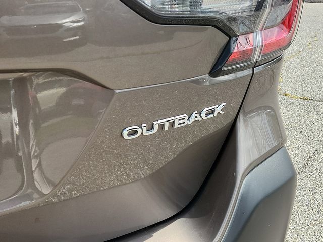 Used 2023 Subaru Outback Limited AWD/4WD image 31