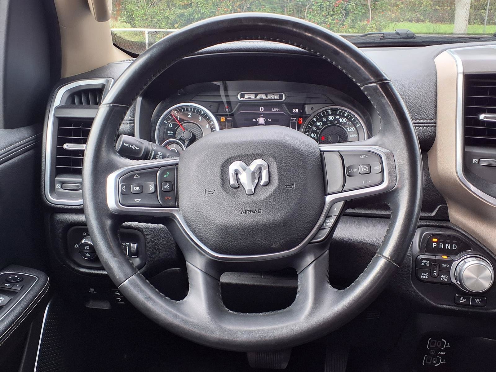 Used 2021 RAM 1500 Laramie w/ Off Road Group AWD/4WD image 14