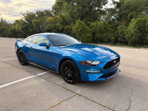 Used 2019 Ford Mustang Coupe w/ Ecoboost Performance Package RWD image 7