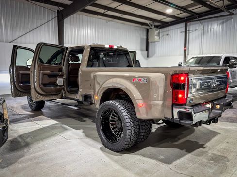 Used 2026 Ford F450 King Ranch w/ Chrome Package AWD/4WD image 35