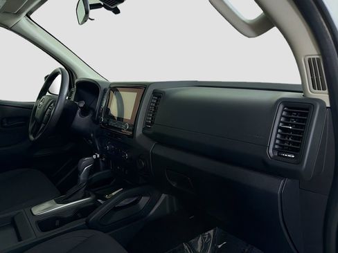 Used 2024 Nissan Frontier S w/ Technology Package image 27